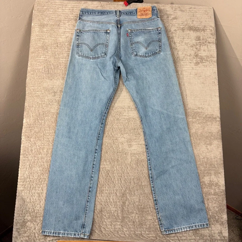 Levis 501 Mens Straight Leg Jeans 34x34‎ Light Wash Distressed Button Fly 0193